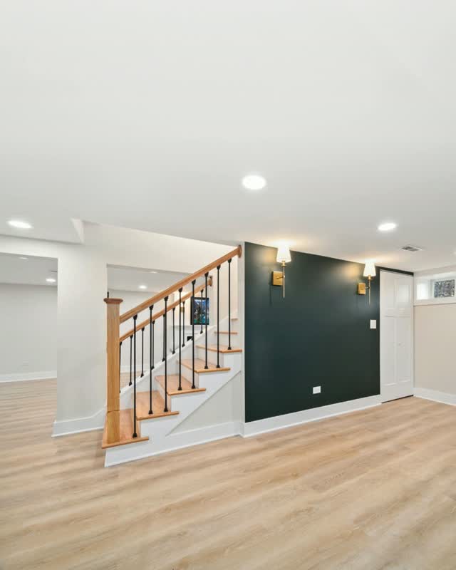 The right flooring can turn an unfinished basement into a comfortable, functional living space. 🏡

Here are a few of our top recommendations:

Tile: Easy to maintain and built to handle moisture.

Laminate: An affordable option with a stylish wood-look finish.

Luxury Vinyl Plank: A durable choice for moisture-prone spaces.

Engineered Hardwood: Real hardwood with added stability for below-grade spaces.

Footprints Floors can help you find the right flooring for your basement and provide expert installation. Schedule your free estimate today at Footprints Floors!
