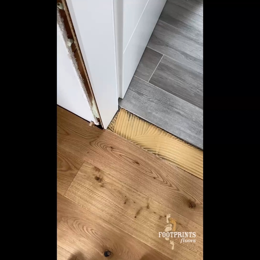 Finishing the last rows with care. Every plank lined up perfectly, giving floors the consistency and durability they need.

Click the link in our bio to visit our website and schedule a free estimate or to learn more.
https://tinyurl.com/ftprntsflrsfrfx

