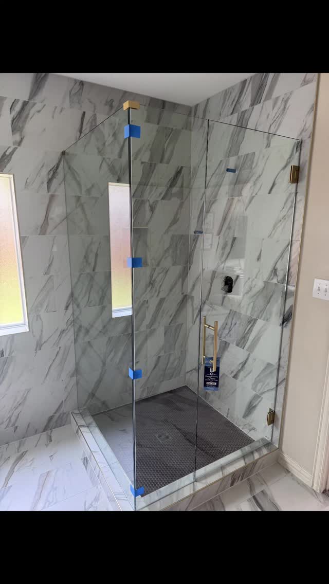 Another great bathroom remodel wrapped up

Another lifetime warranty from @schlutersystemsna