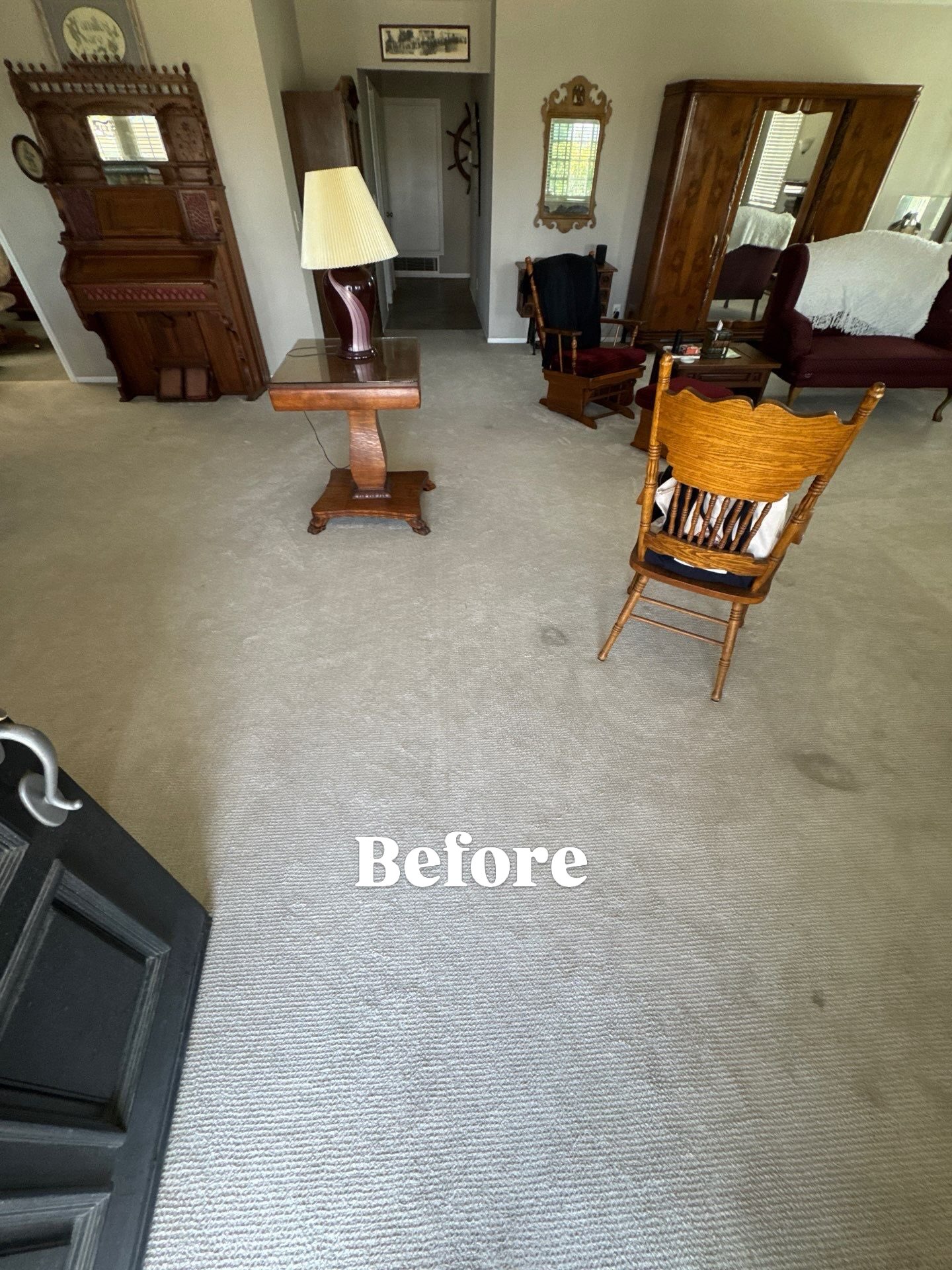 ✨ From Old & Outdated to Fresh & Modern! ✨

We transformed this space by removing a mix of old carpet, and wood and replacing it all with beautiful new LVP flooring! 🙌

A clean, cohesive look that&rsquo;s durable, stylish, and easy to maintain. 🏡✨

Another flooring transformation complete!

