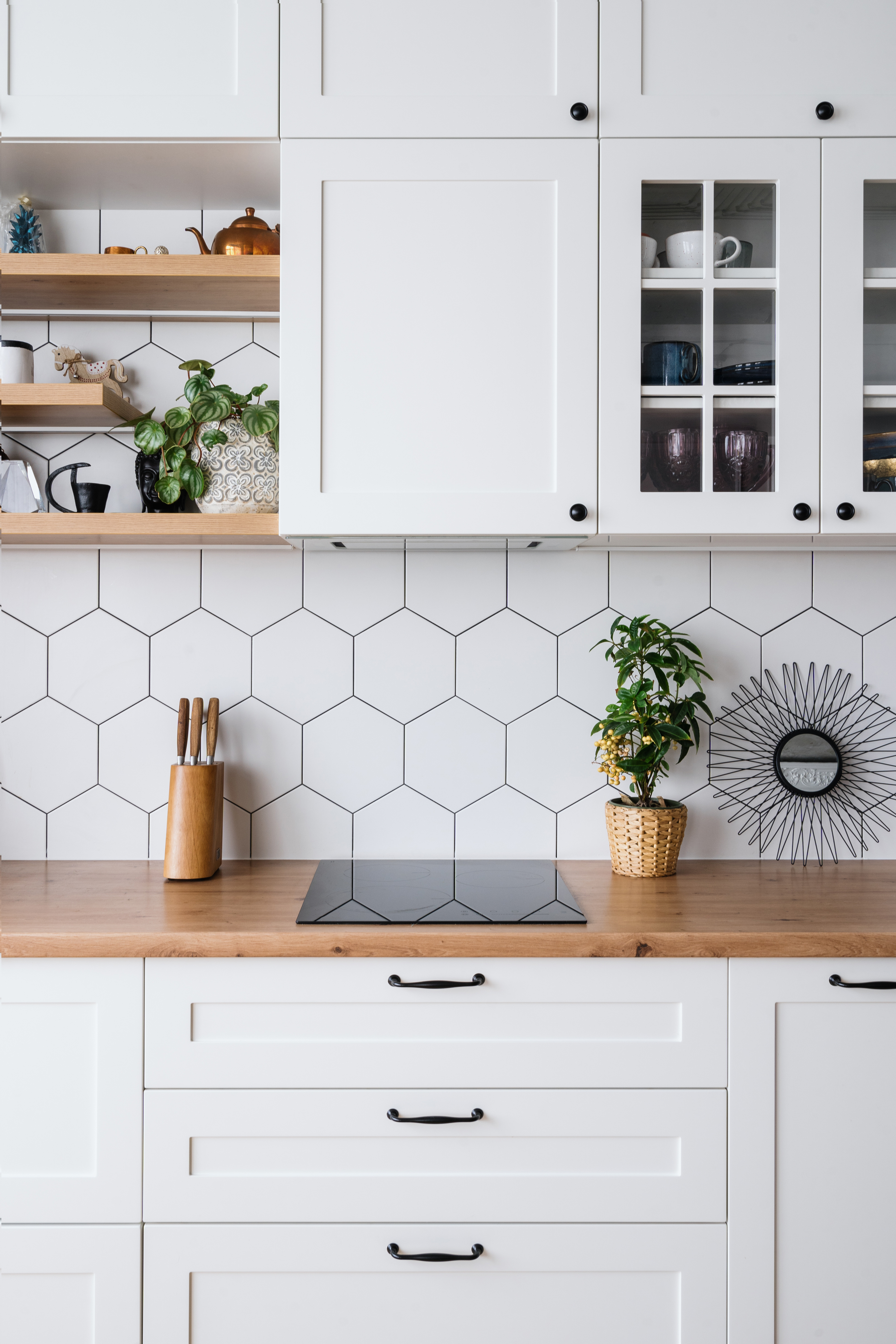 A newly renovated kitchen with tile from Footprints Floors's tile installers in Ogden-Weber / Davis County, UT!