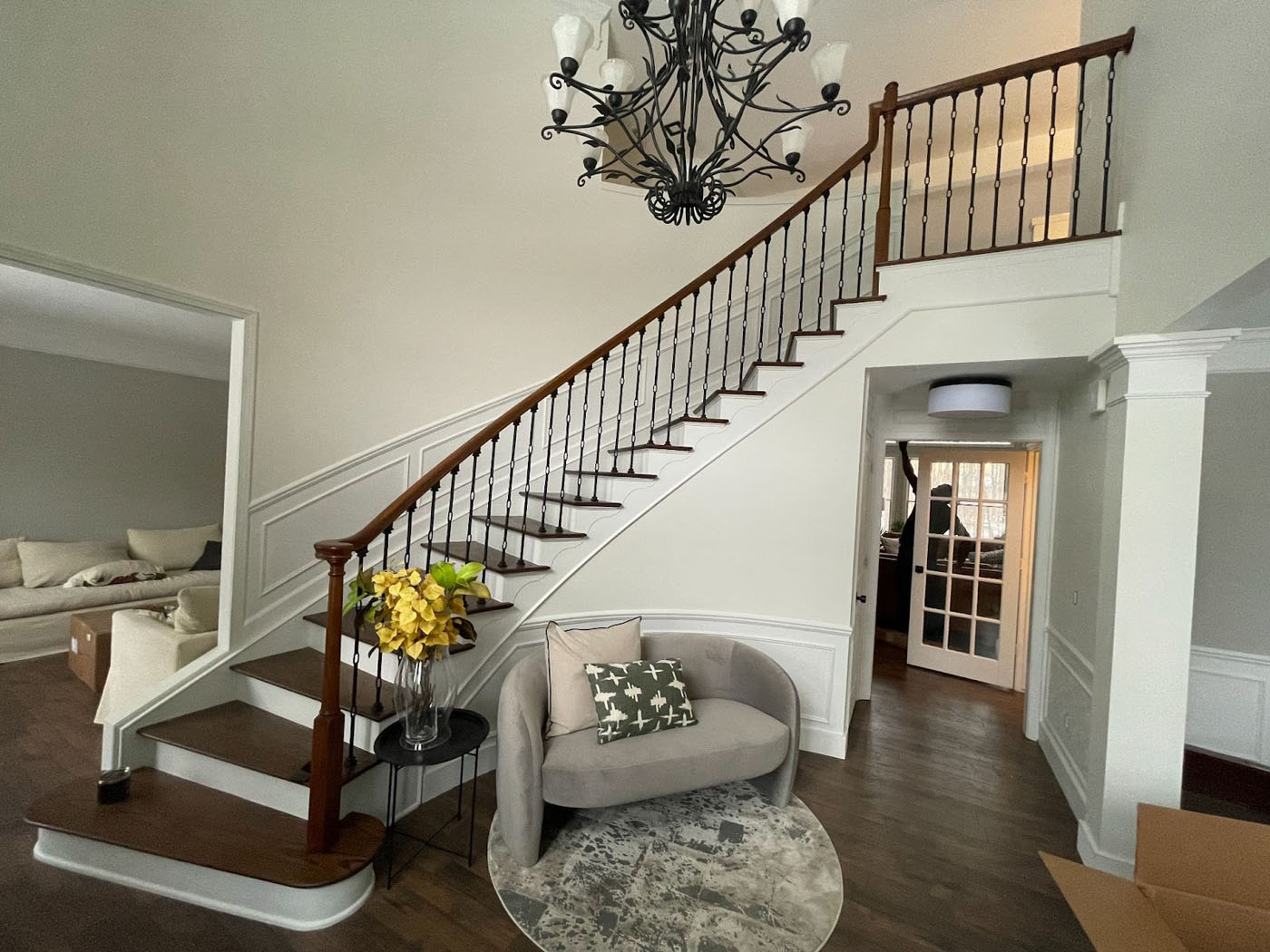 A picture of a flooring and stair job completed by the Footprints Floors team.